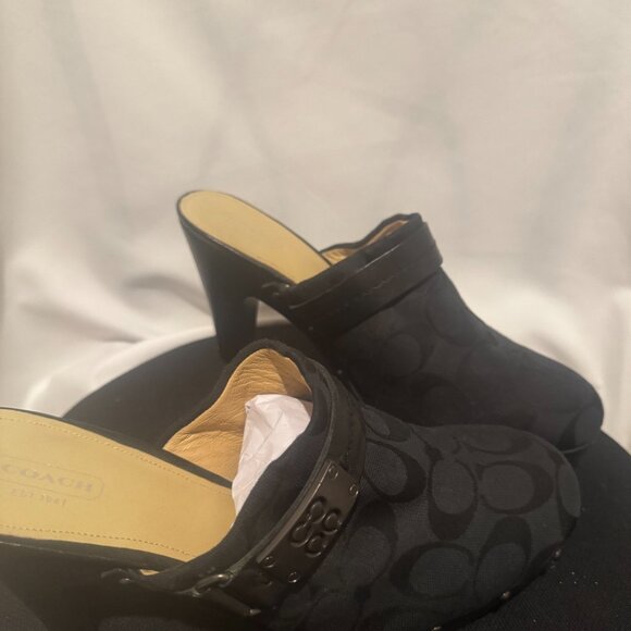 Coach Ivy Signature Clogs - Picture 3 of 11